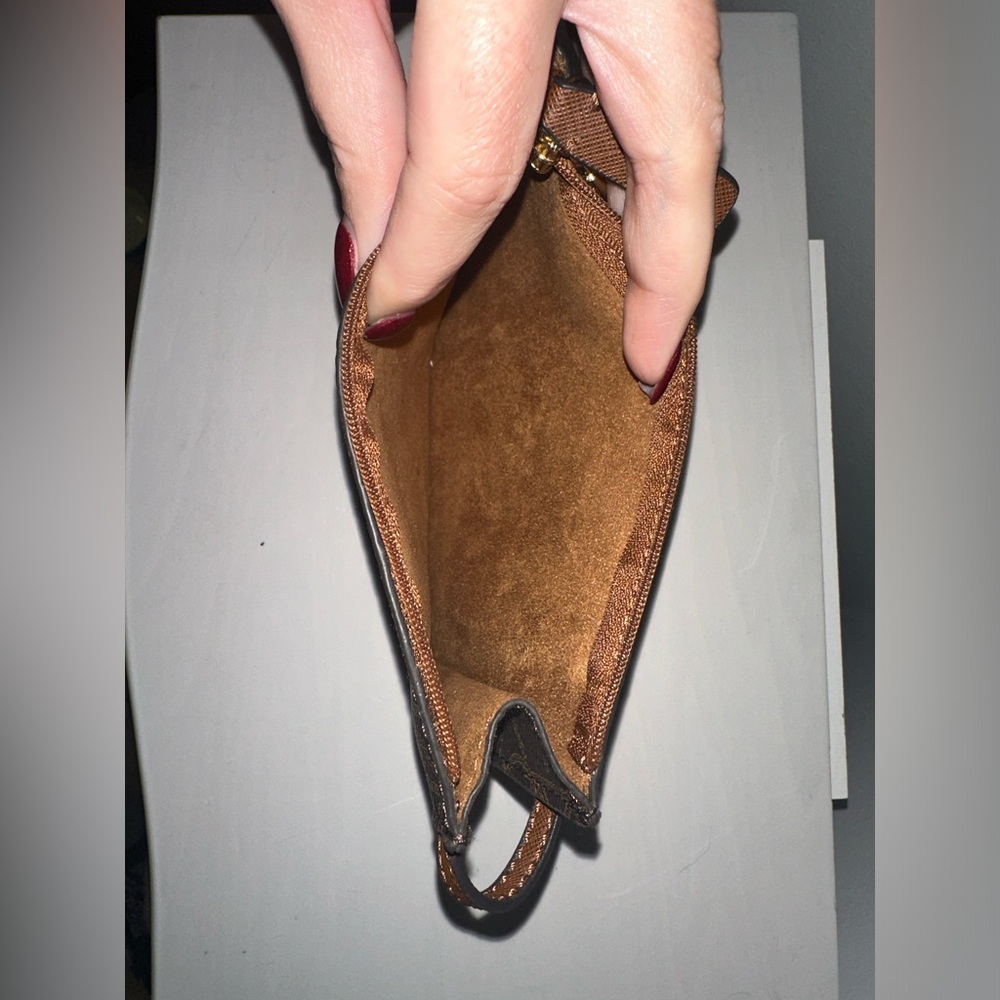 Calvin Klein wristlet. - Picture 3 of 3